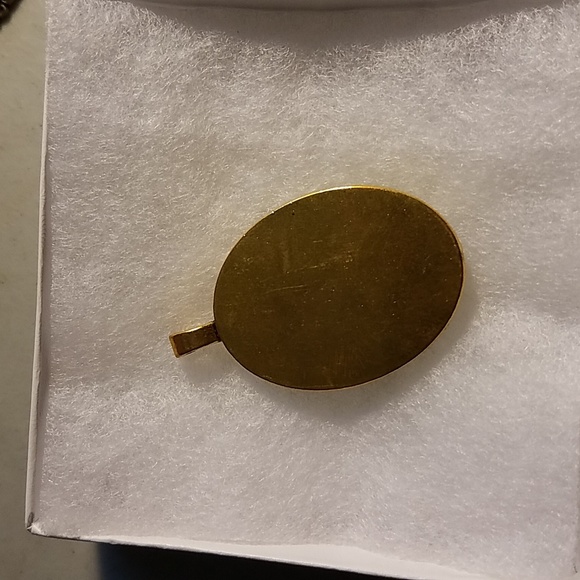 Cameo - Picture 2 of 2